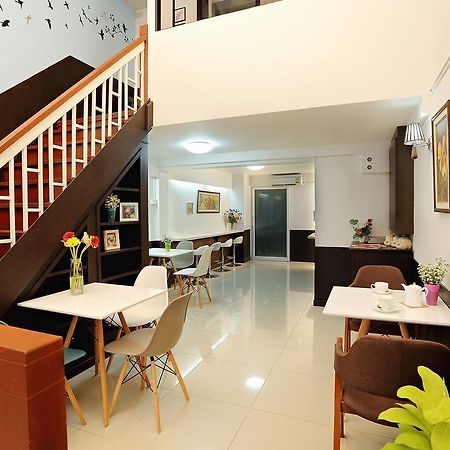 בנגקוק Baan Namtarn Guest House מראה חיצוני תמונה